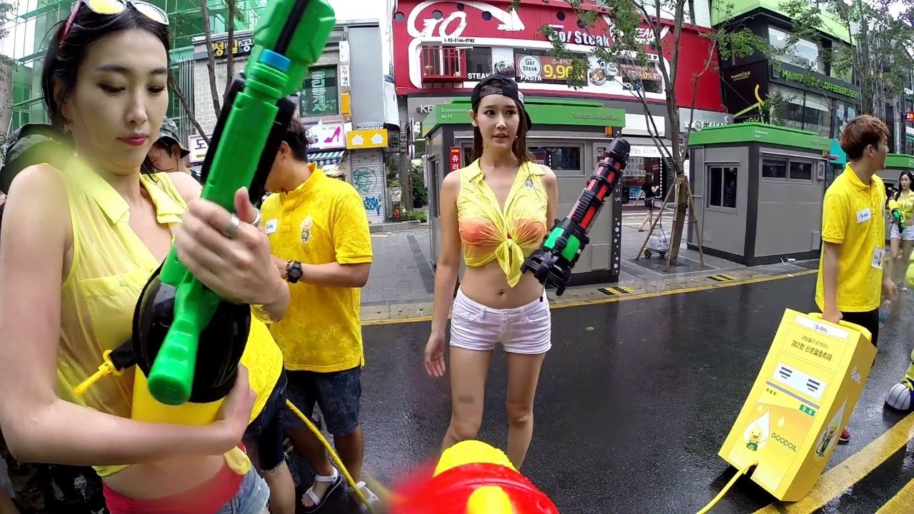 Water Gun Festa Sinchon Seoul Korea - GoPro HD